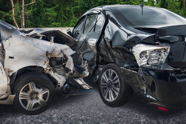 I have been hurt in an accident: When Should I Call An Attorney?