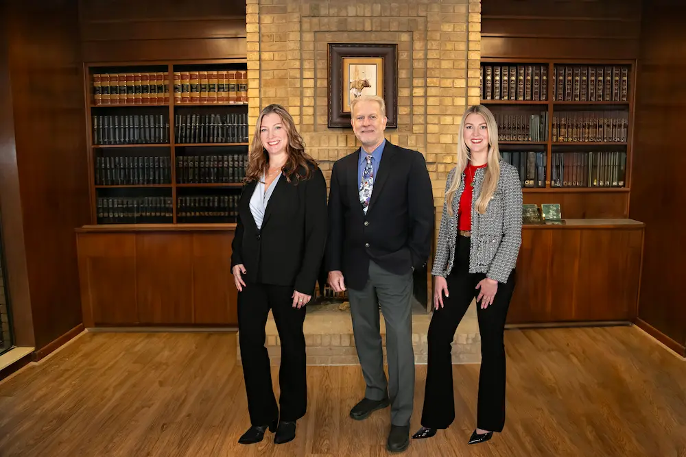 Picture of Springer & Lyle's attorneys, Aubry Dameron, Frank Lyle and Darby Dean.
